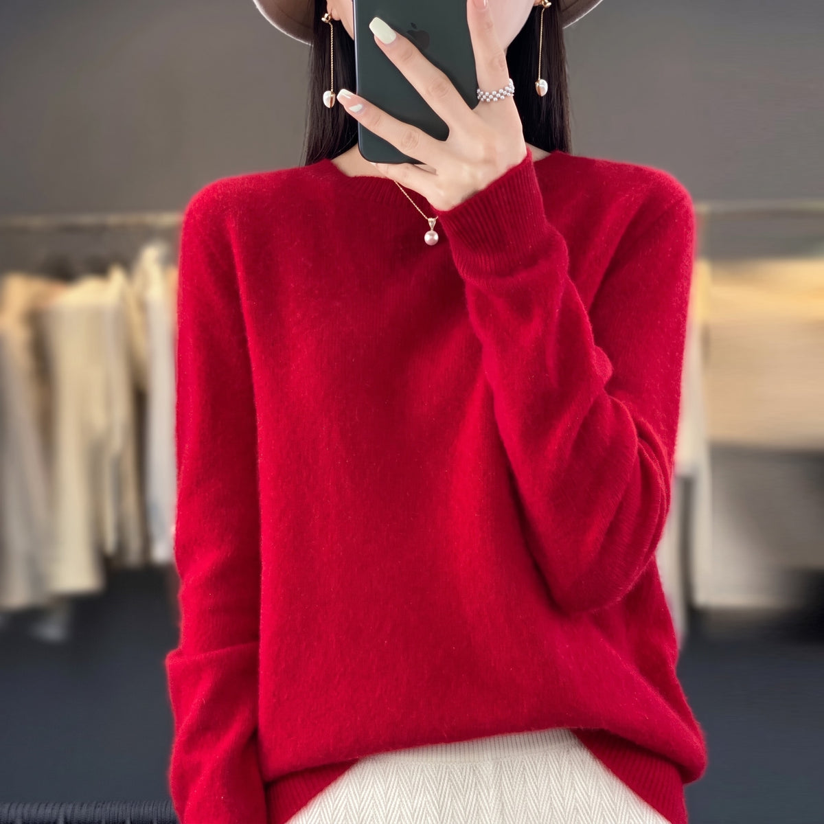 Eleanor – Women’s Relaxed Fit Crew Neck Sweater