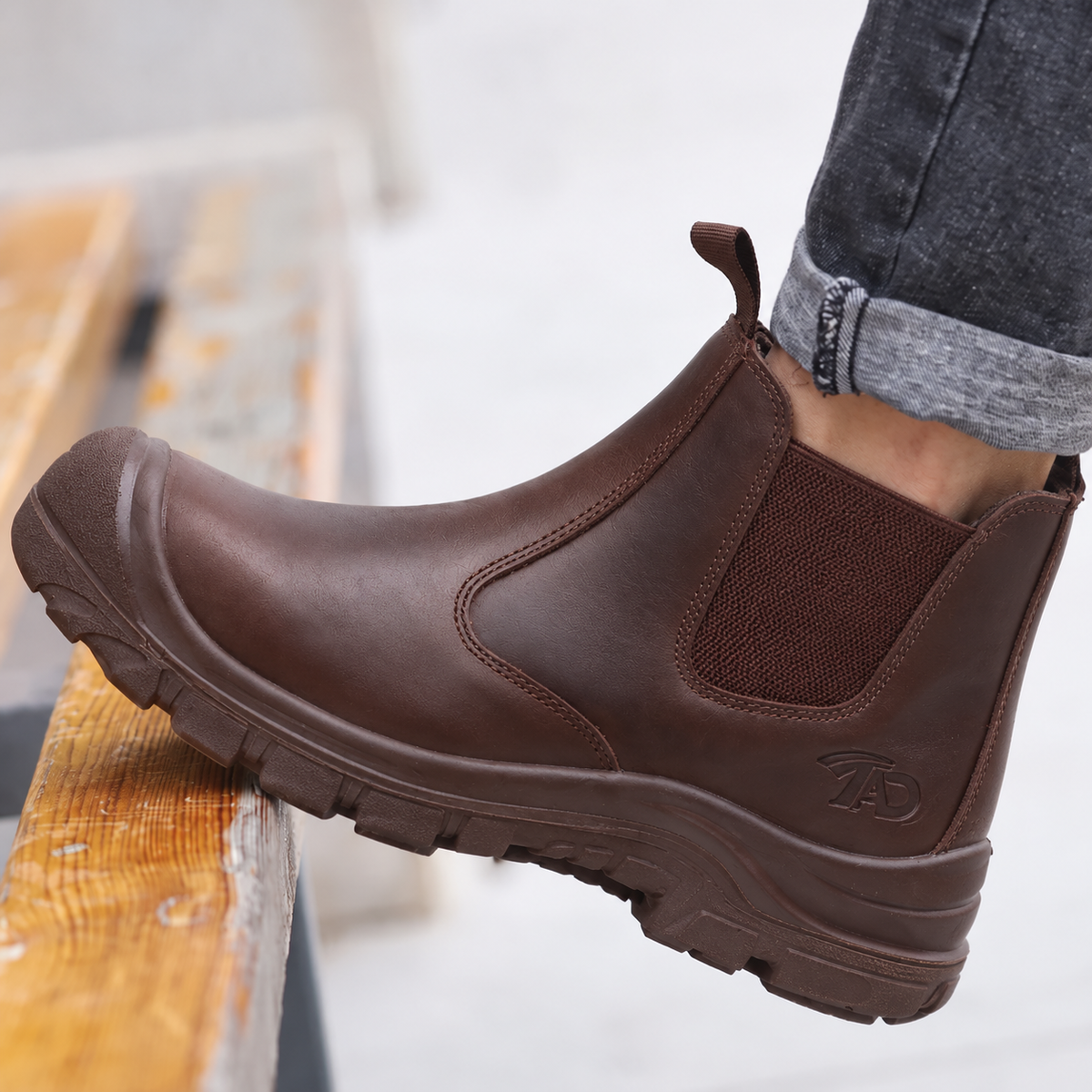 Marcus – Men’s Orthopedic Chelsea Boots with Pull Tab