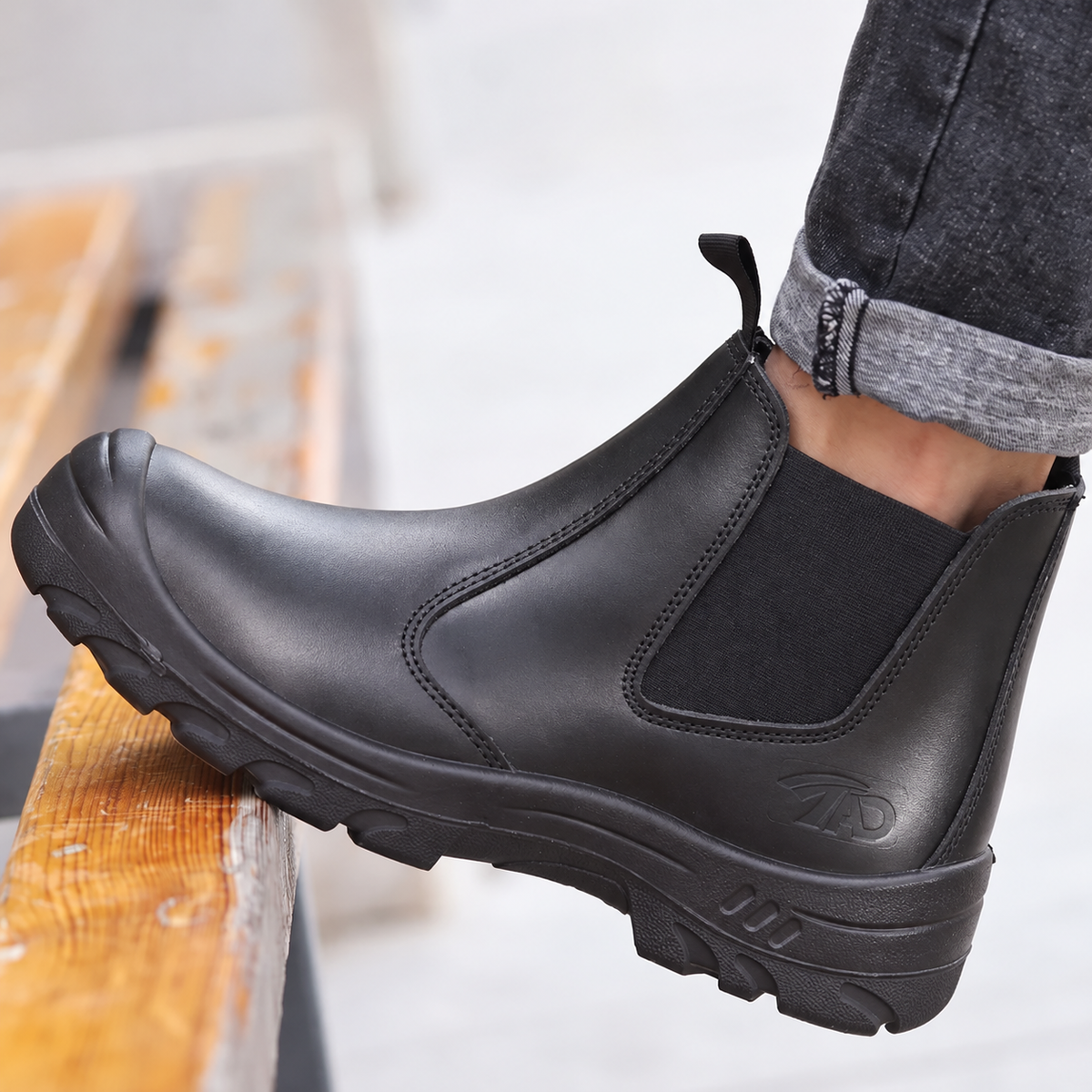 Marcus – Men’s Orthopedic Chelsea Boots with Pull Tab