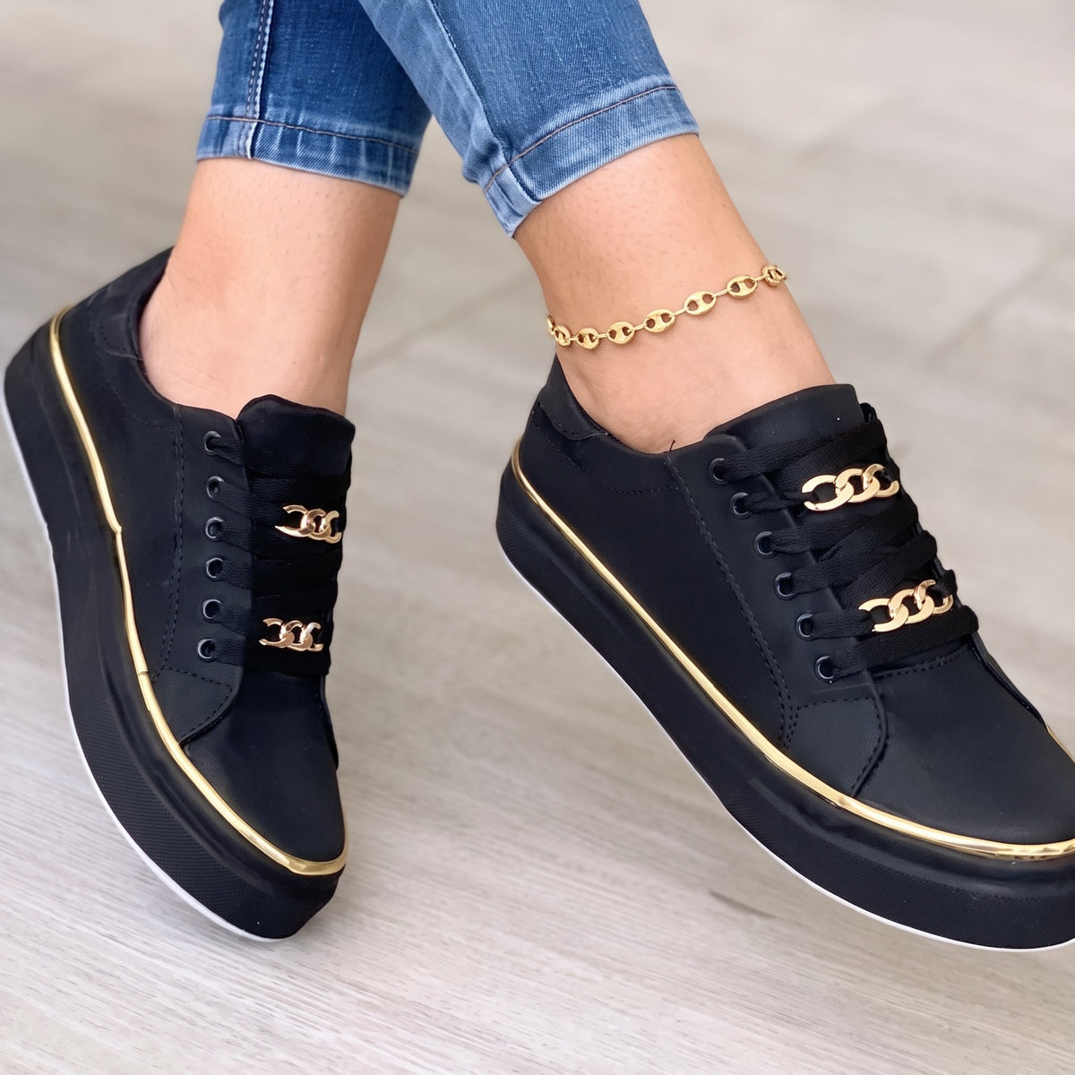 Alice – Women’s Lace-Up Platform Sneakers with Gold Chain Detail