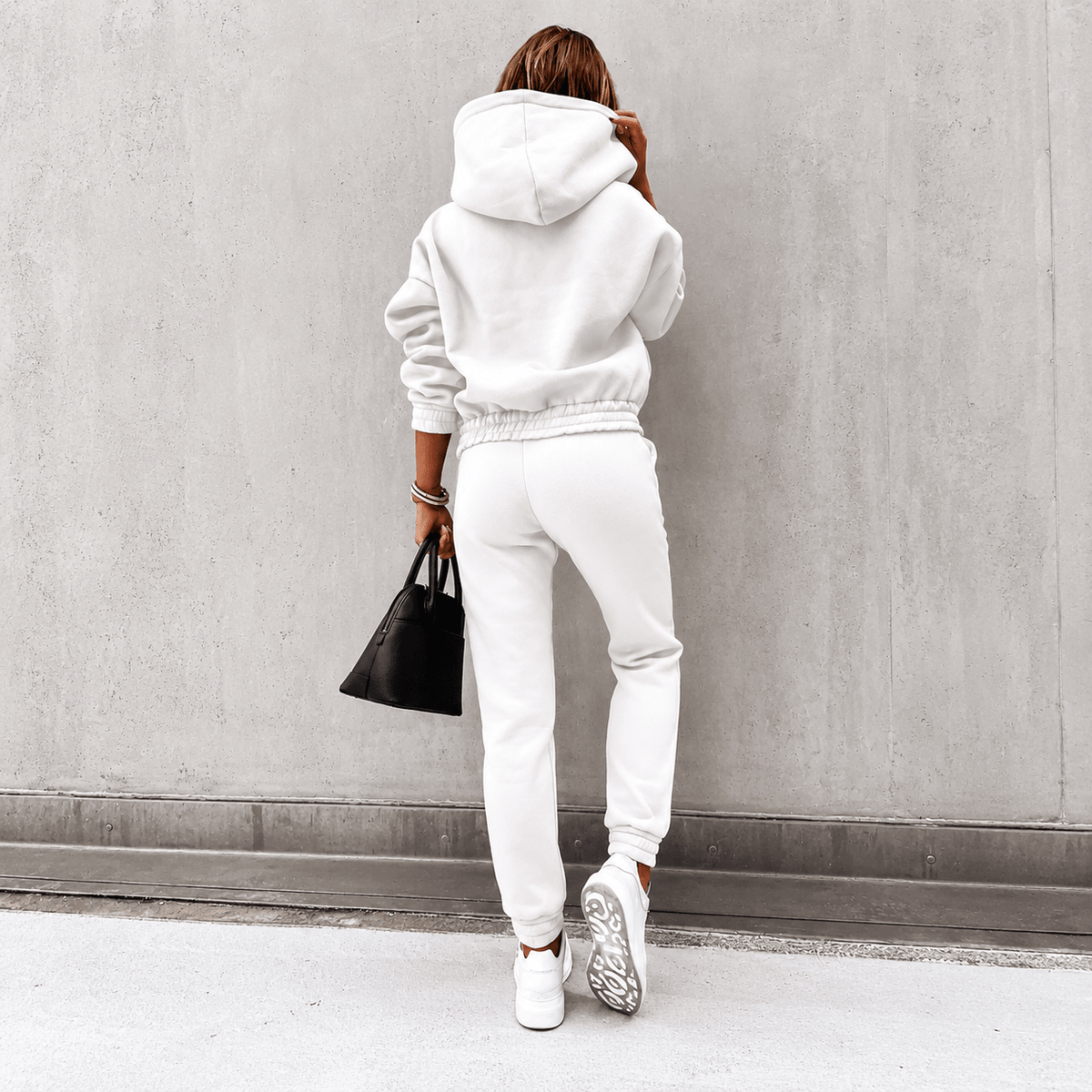 Livia - Women's Oversized Hooded Sweatshirt and Jogger Set