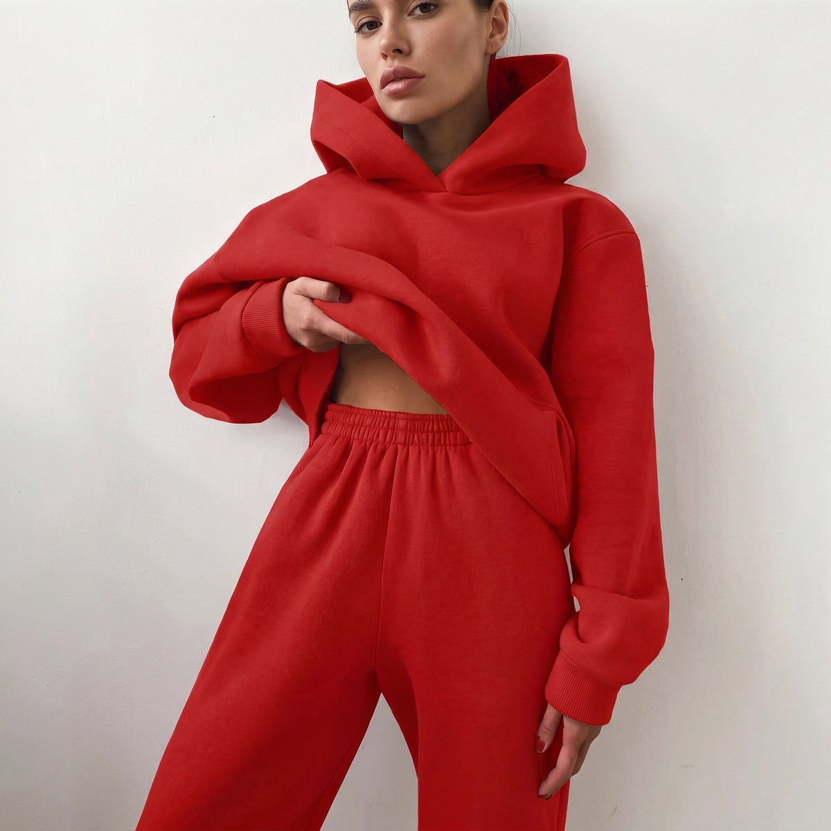Lola - Women's Oversized Hooded Sweatshirt and Jogger Set