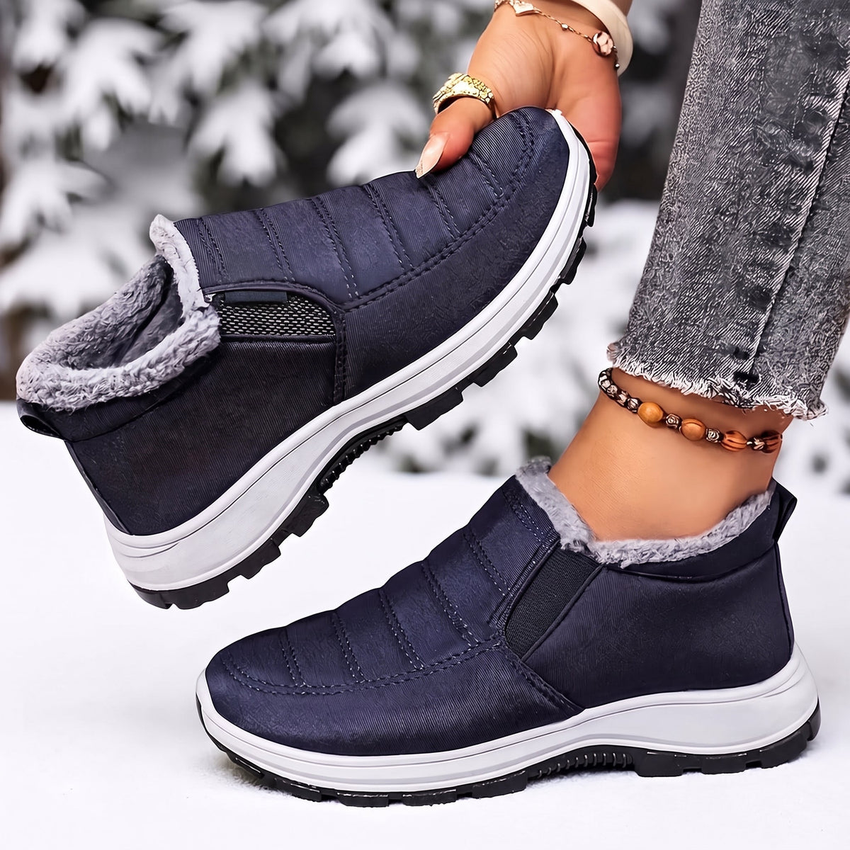 Rowan - Women's Supportive Fleece-Lined Slip-On Snow Boots