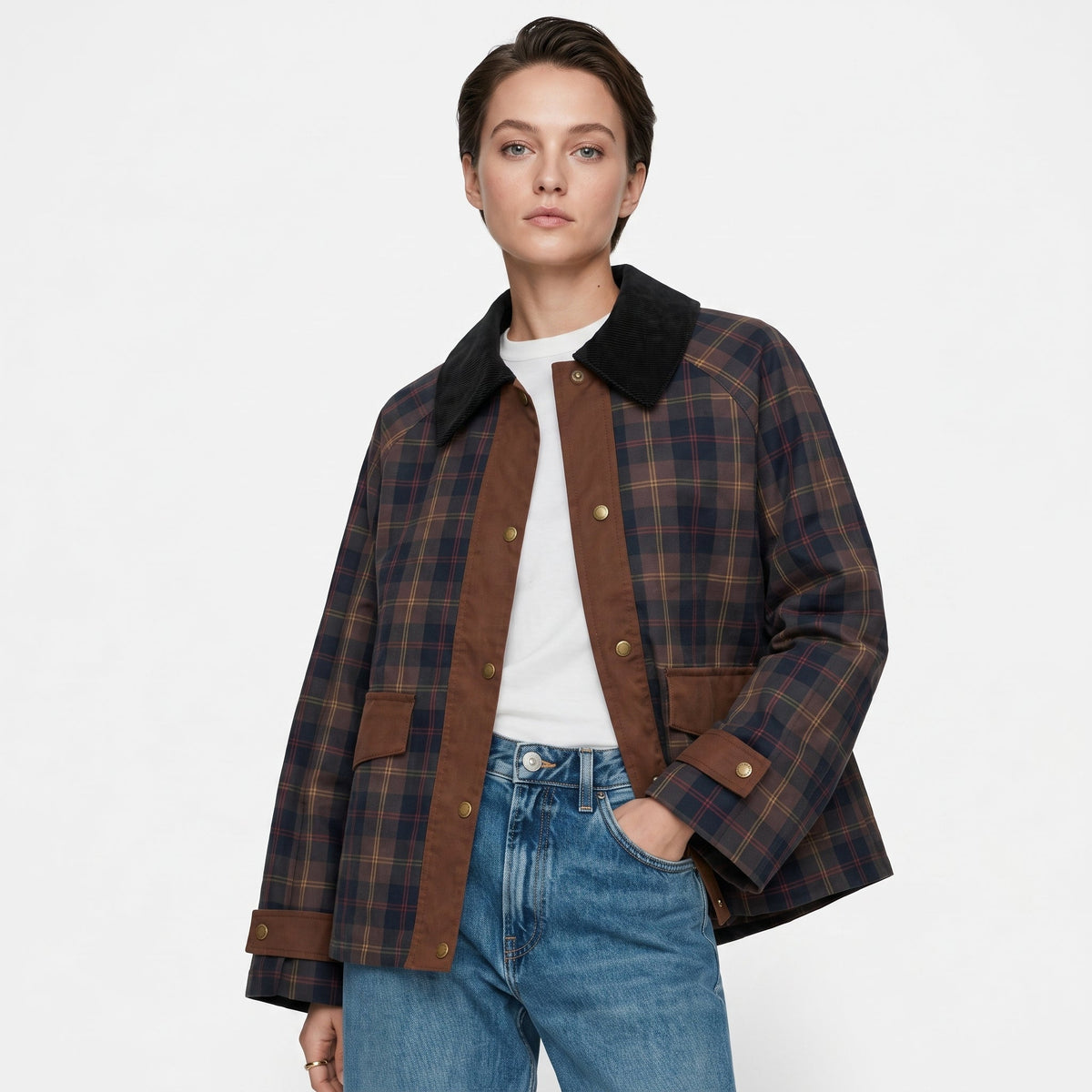 Sophie - Women's Plaid Jacket with Contrast Collar