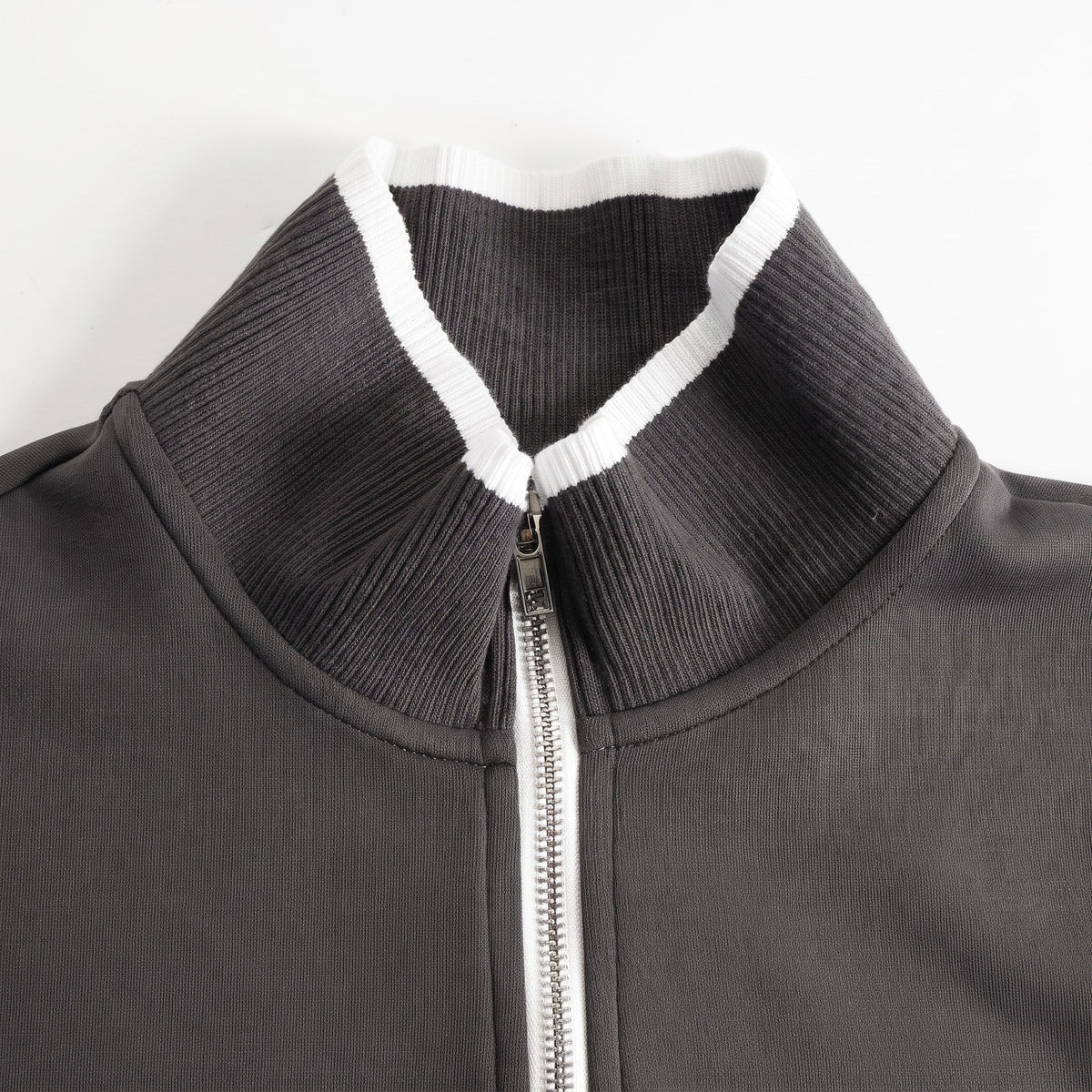 Amelia – Women’s Half-Zip Sweatshirt and Wide-Leg Pants Set