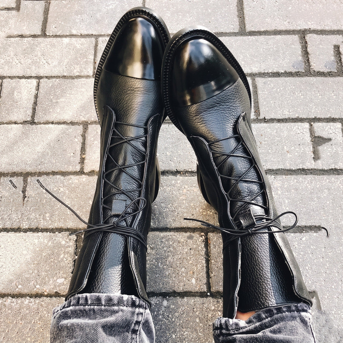 Julia - Women's Lace-Up Pointed Toe Ankle Boots with Block Heel
