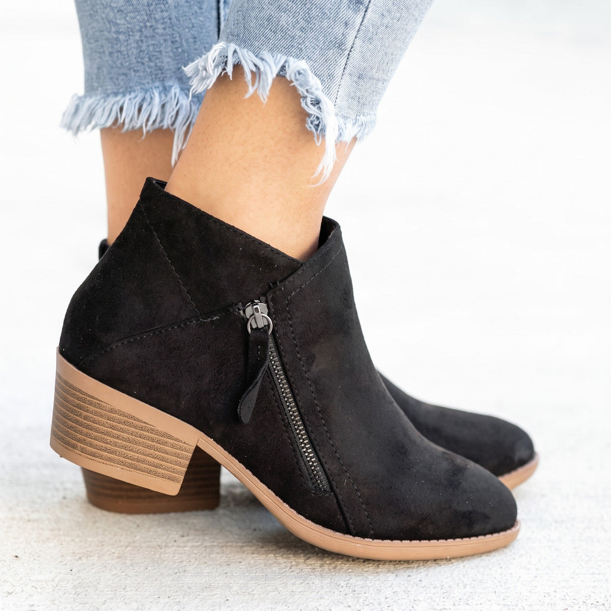 Chloe - Women's Block Heel Orthopedic Side Zip Ankle Boots