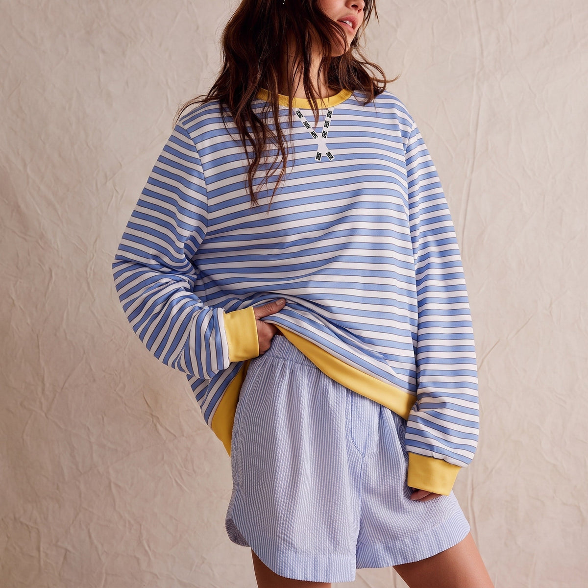 Sophie – Women’s Oversized Striped Sweater with Contrast Trim