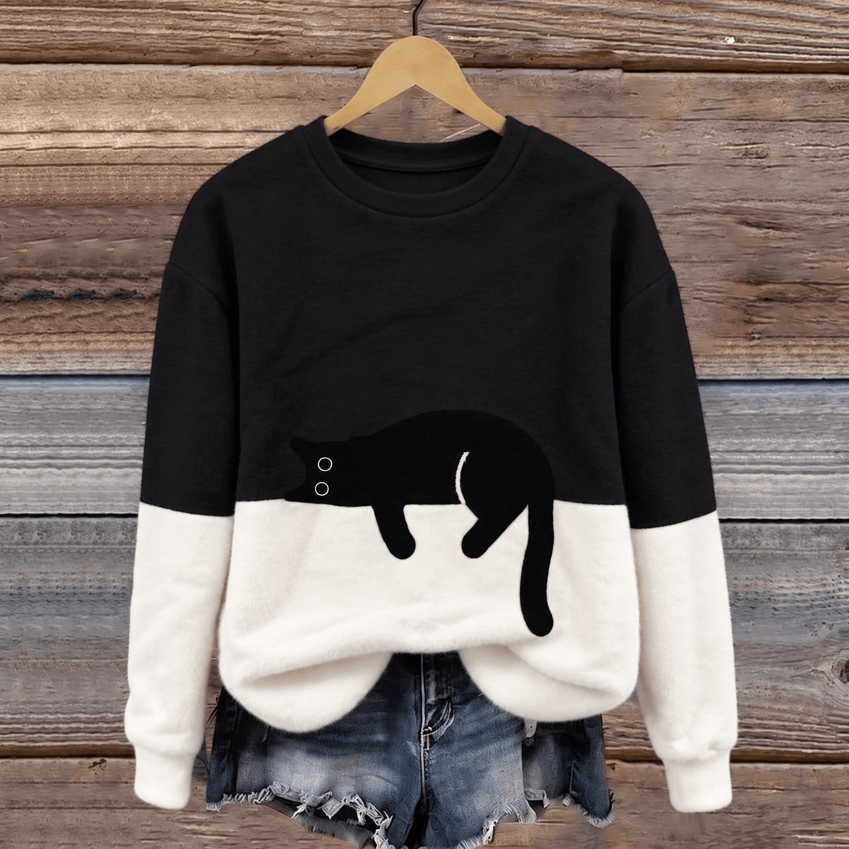Phoebe - Women's Cat Print Colorblock Crew Neck Sweater