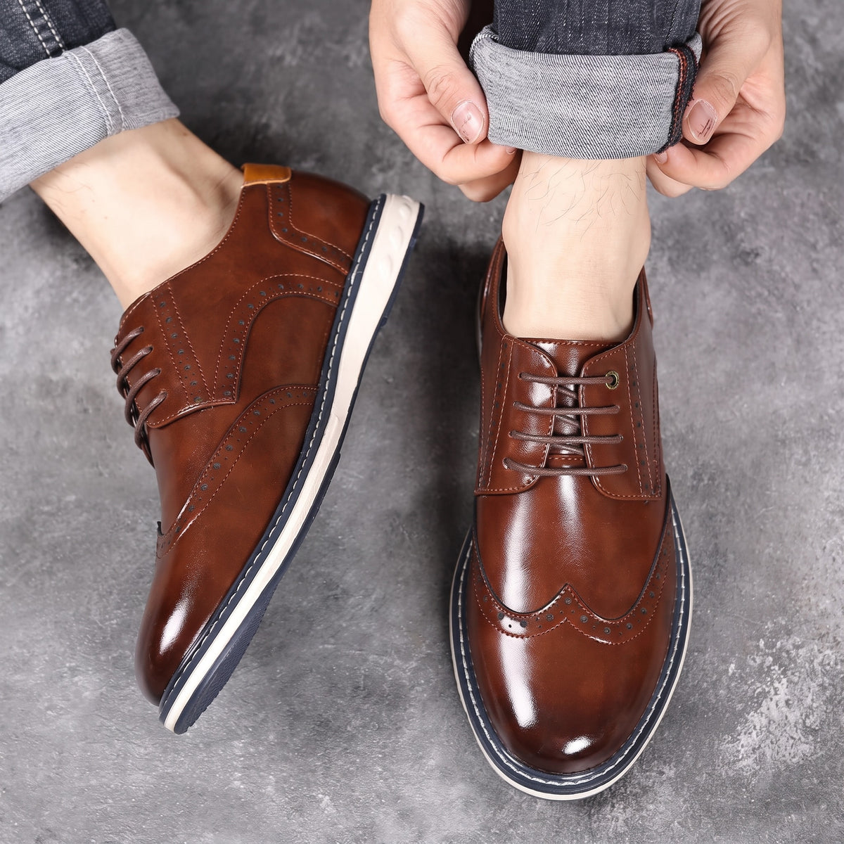 Marcus – Men’s Brogue Wingtip Oxford Shoes with Contrasting Sole