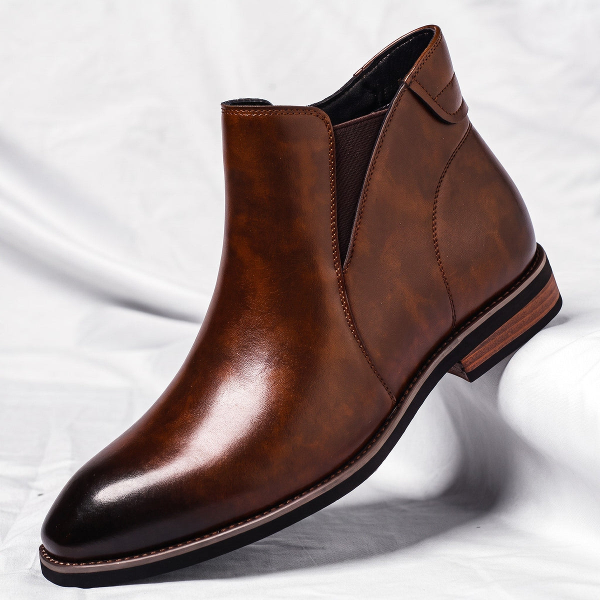Sebastian - Men's Chelsea Boots with Pointed Toe and Pull Tab