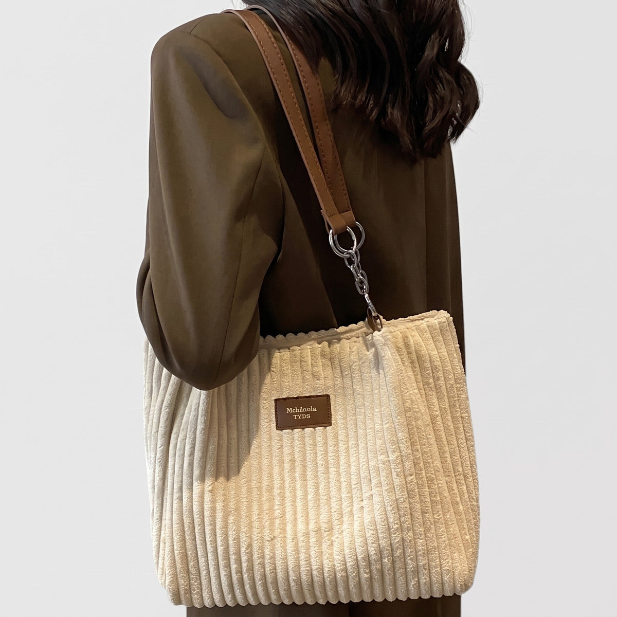 Emma – Women’s Corduroy Shoulder Bag with Chain Strap