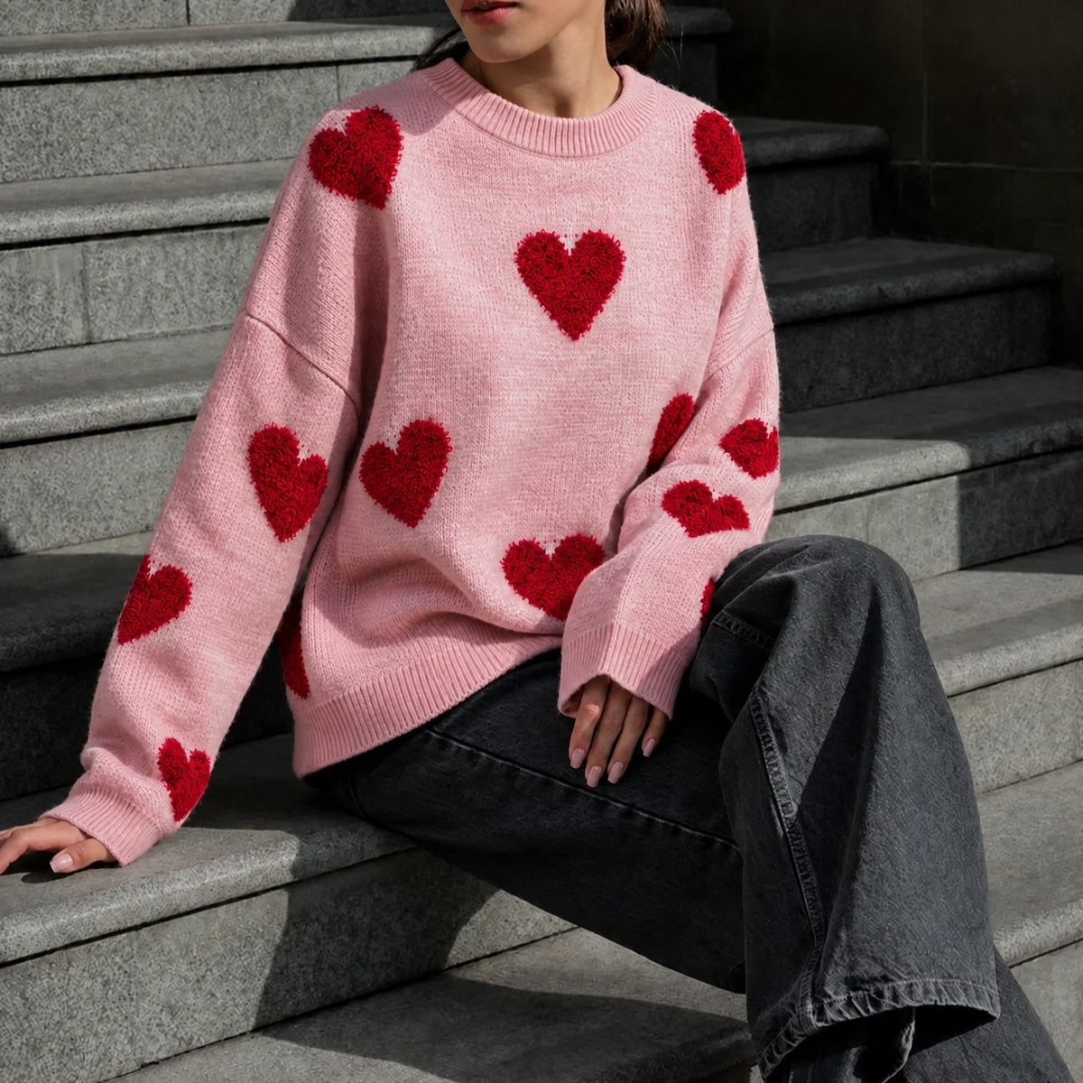Emma - Women's Oversized Heart Print Knit Sweater