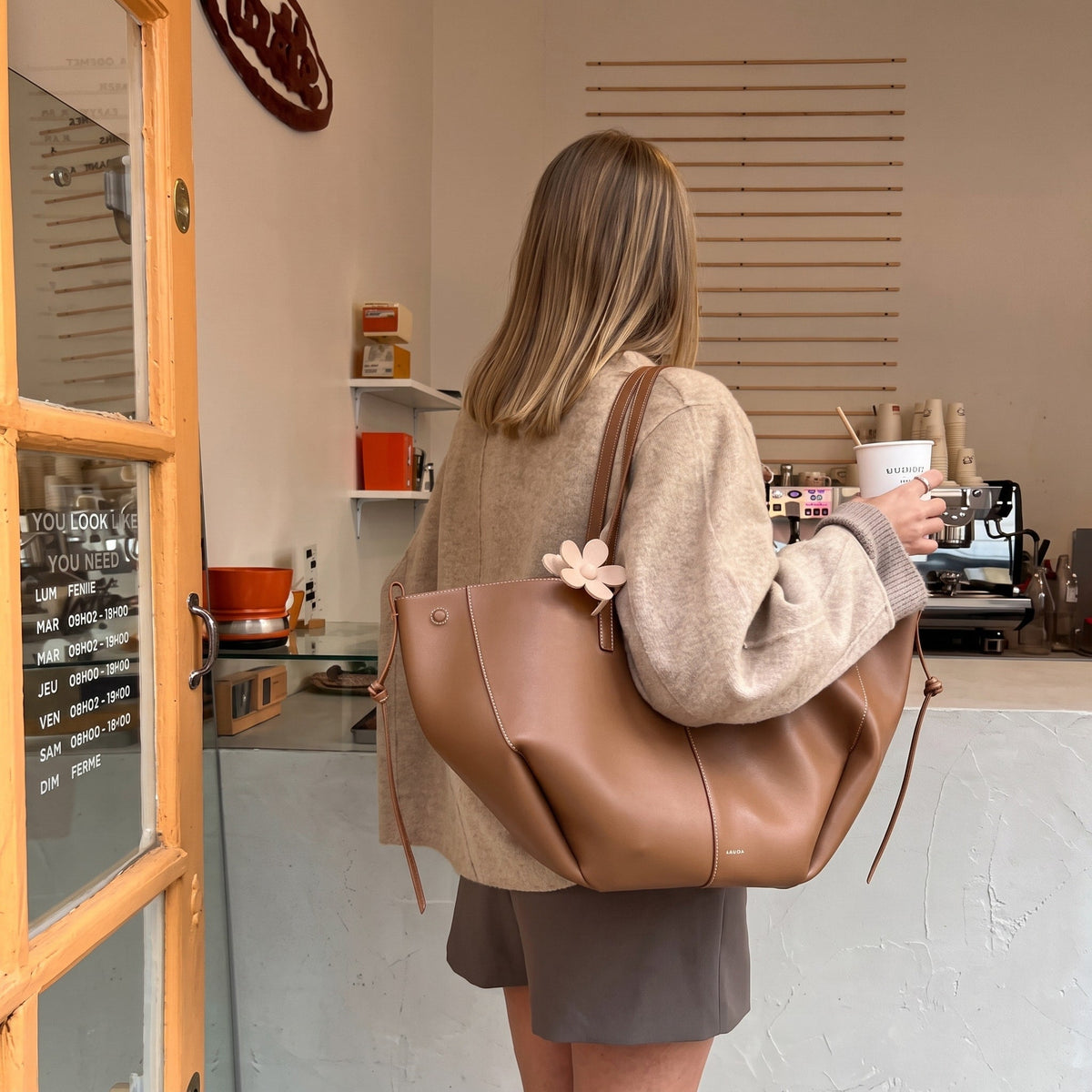 Emma – Women’s Large Capacity Leather Tote Bag