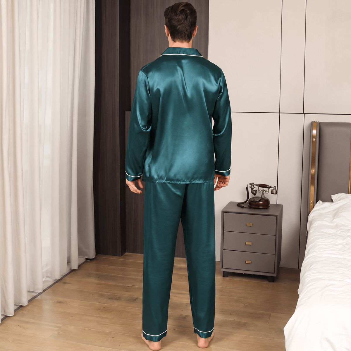 Marcus – Men’s Relaex Fit Long Sleeve Pajama Set