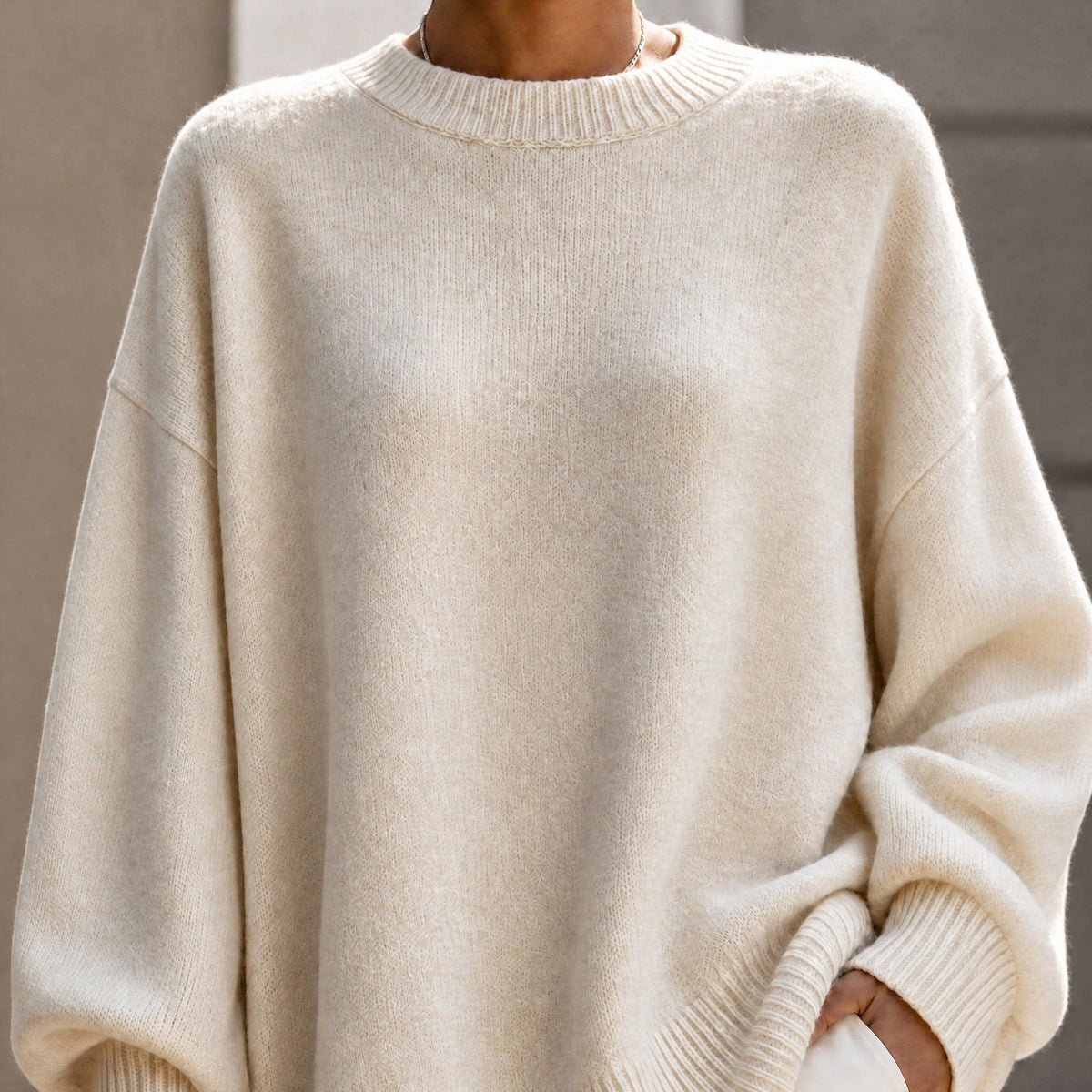 Jennifer - Women's Oversized Asymmetrical Hem Crewneck Sweater