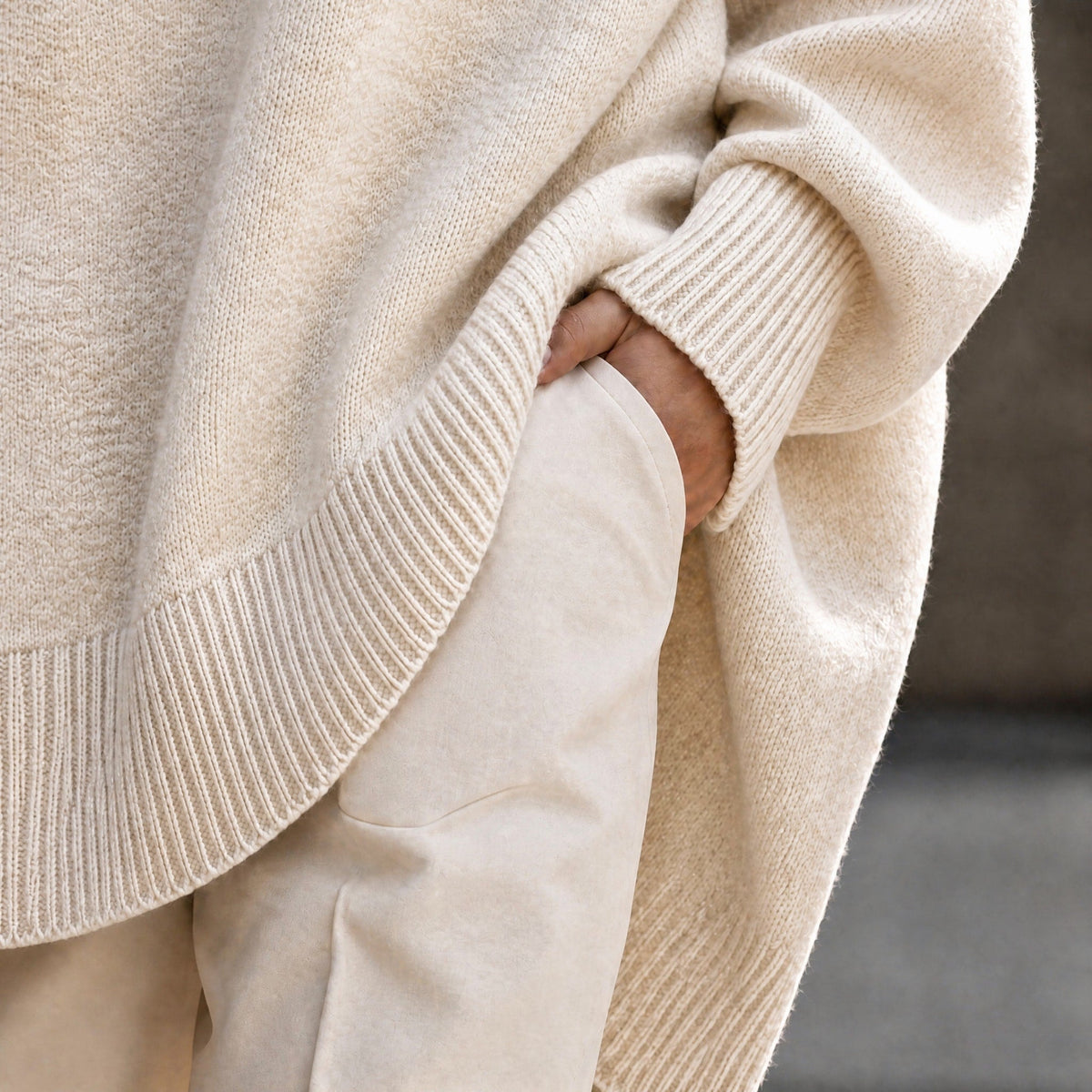 Jennifer - Women's Oversized Asymmetrical Hem Crewneck Sweater