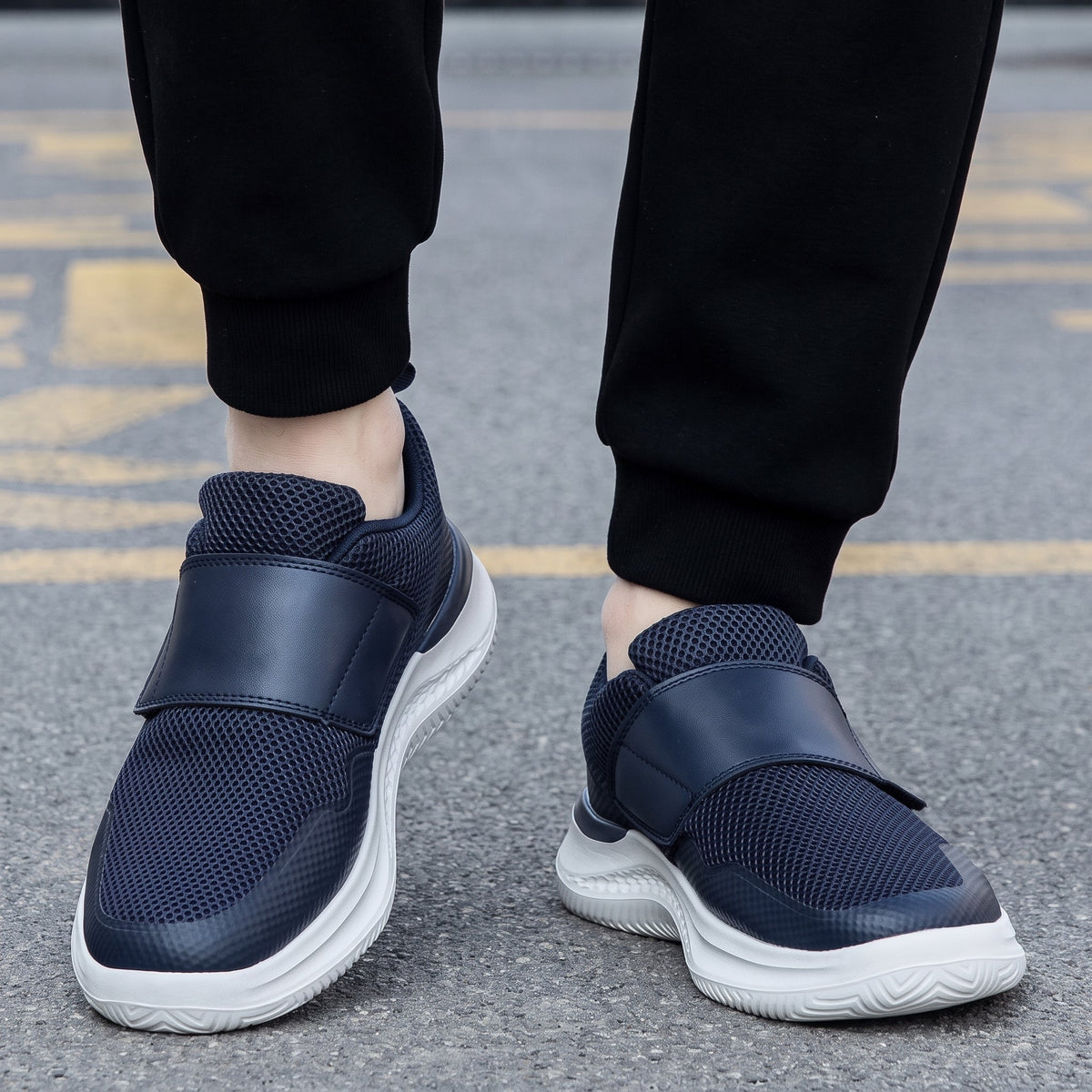 Jonas - Men's Supportive Wide Fit Sneakers with Adjustable Velcro Strap