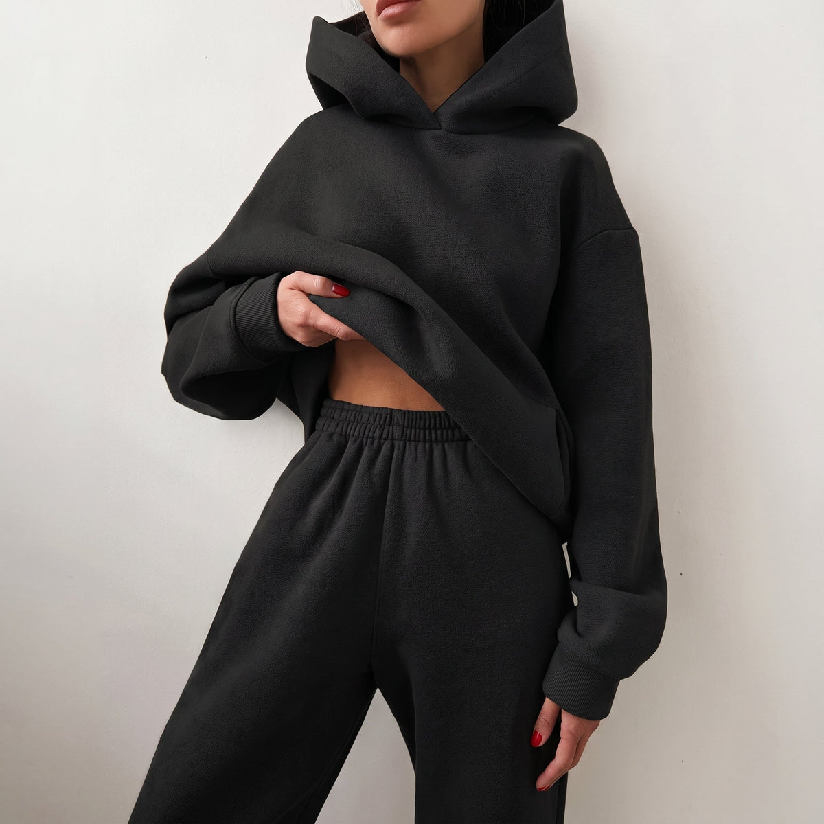 Lola - Women's Oversized Hooded Sweatshirt and Jogger Set