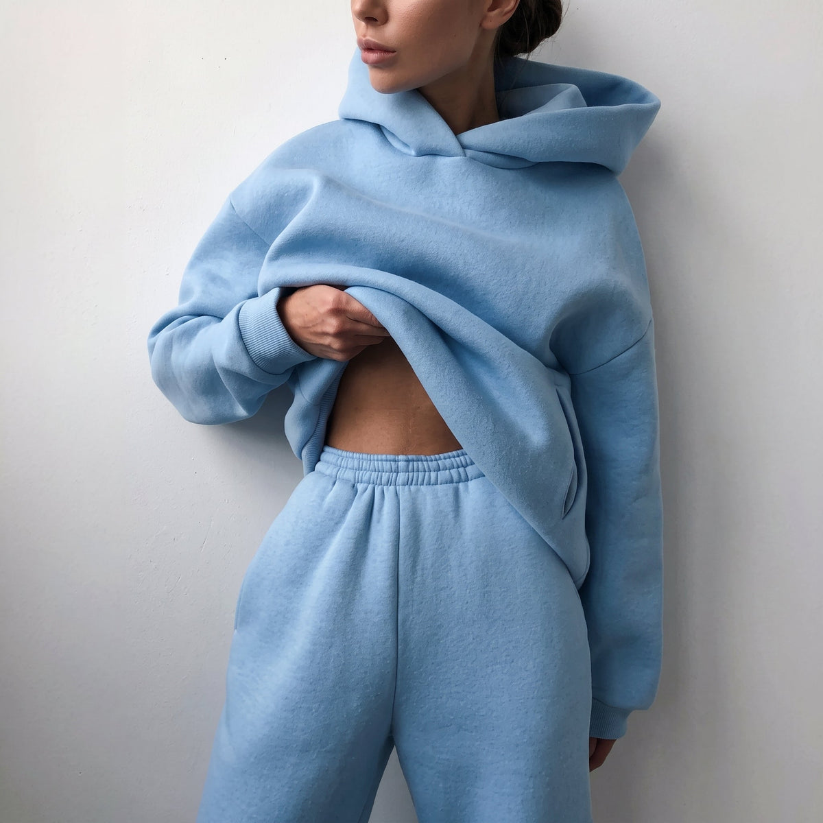 Lola - Women's Oversized Hooded Sweatshirt and Jogger Set