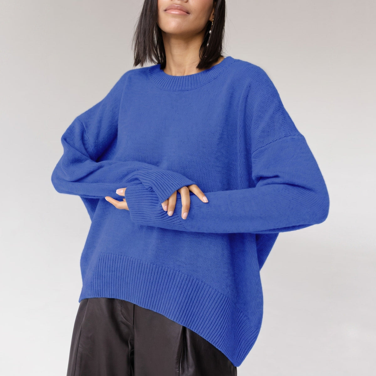 Olivia - Women's Oversized Crewneck Knit Sweater with Ribbed Cuffs