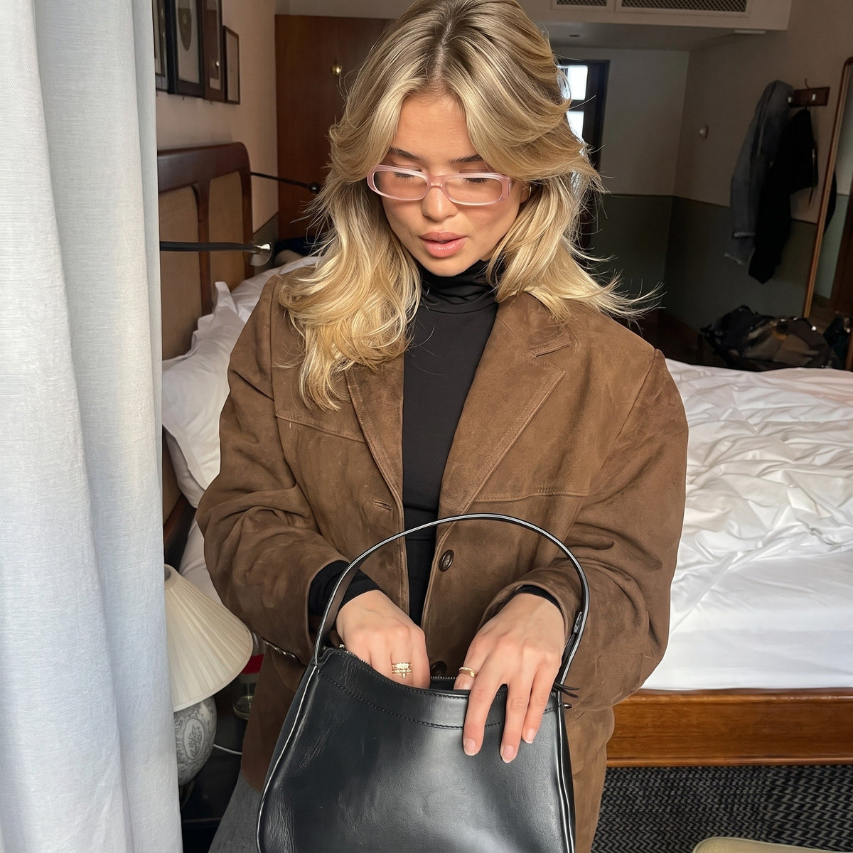 Olivia - Women's Oversized Longline Jacket with Notched Lapel
