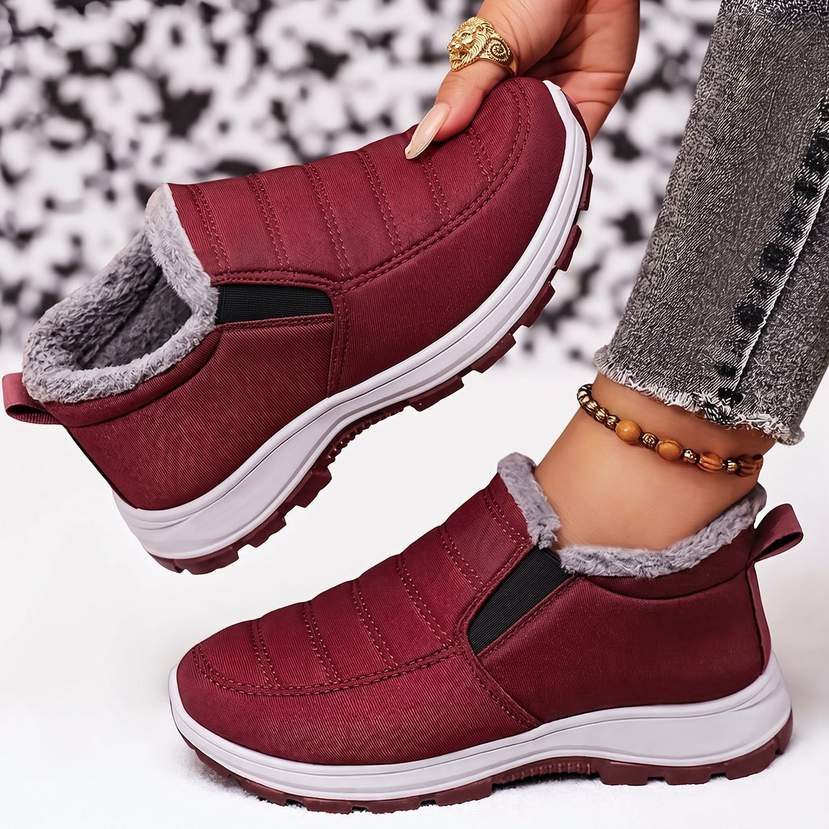 Rowan - Women's Supportive Fleece-Lined Slip-On Snow Boots